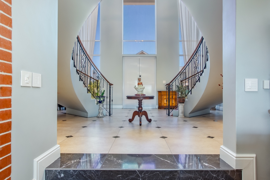5 Bedroom Property for Sale in Val De Vie Estate Western Cape